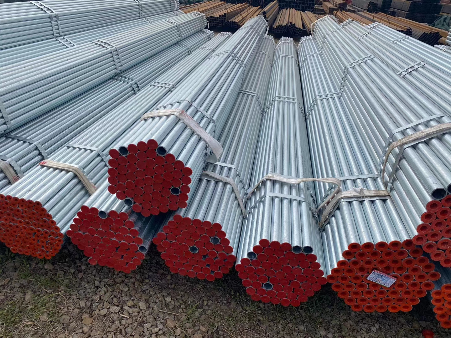 Good Quality Hot Dipped Large Diameter Galvanized Steel Round Pipe 304 316L 410 446 Cheap Prices