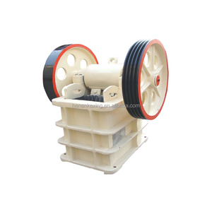 Small Portable Stone Granite Crusher Line Mini Diesel Engine Jaw Crusher Rock Breaking Machine Price