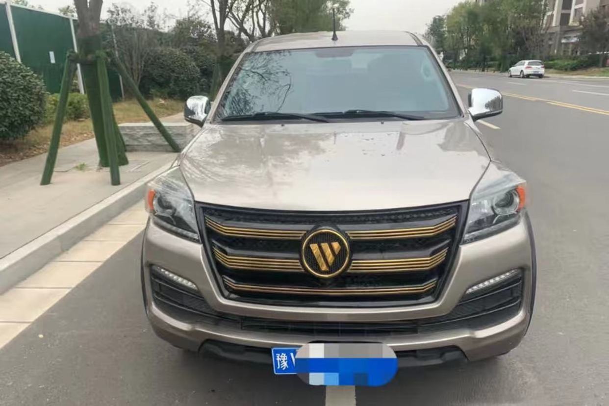 High quality used car 2019 Tuolu 2.0T 5 seater pickup truck China low price spot