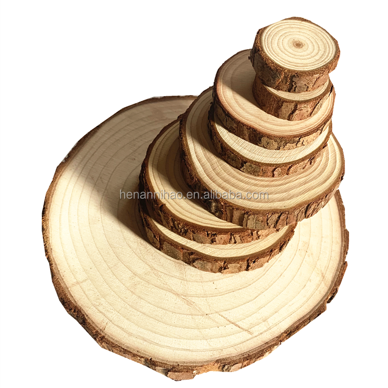 Blank Natural Wood Round Slices With Bark As Christmas & New Year Decoration Gift