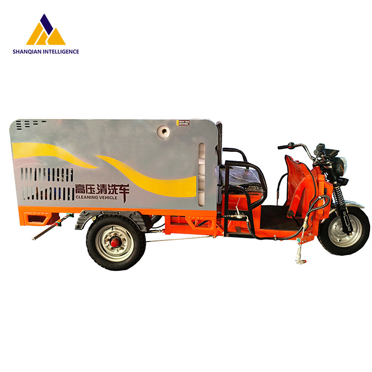 New Mobile High-Pressure Washer Truck with Three Wheels for Municipal Road Guardrail Cleaning Featuring a Core Pump Component