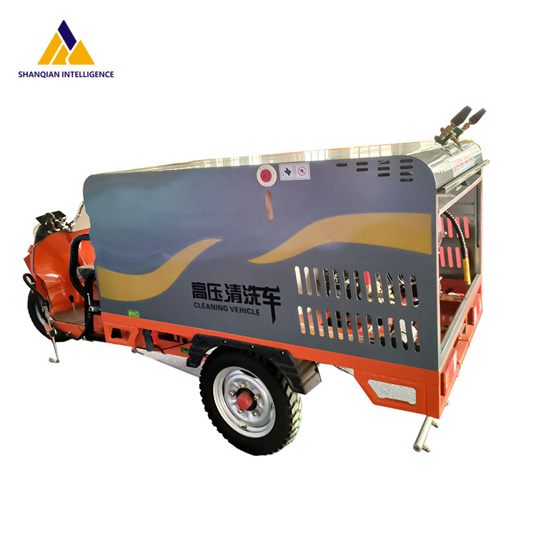 New Mobile High-Pressure Washer Truck with Three Wheels for Municipal Road Guardrail Cleaning Featuring a Core Pump Component