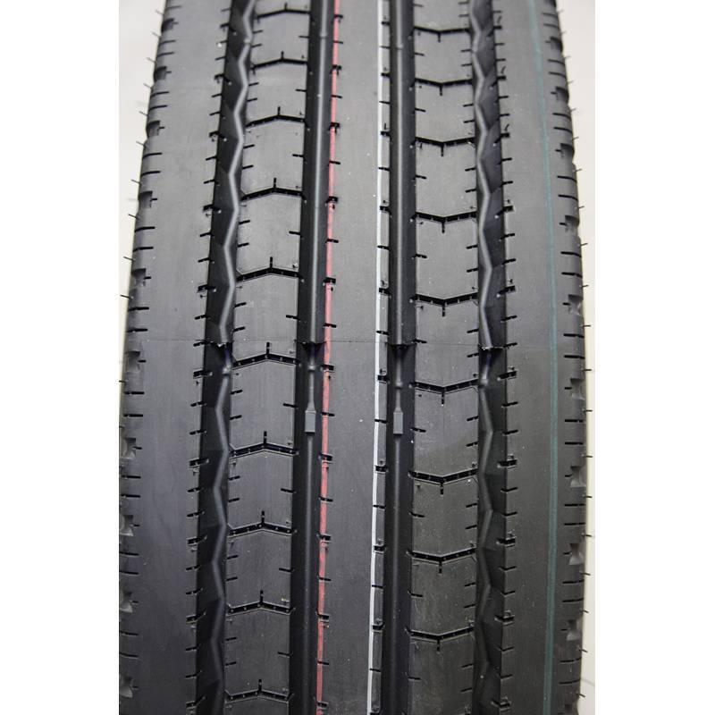 Y201 315/80R22.5 Steer Wheel Truck Tire Zigzag Pattern Direction Front Wheel Tubeless Long Haul Truck Tyre 315 80R22.5