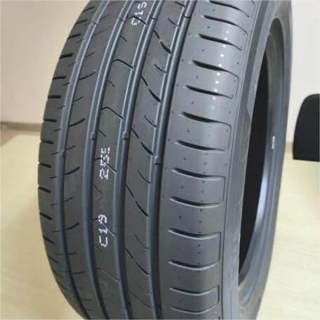 Car Tire UHP 255/50R20 inch Radial Rubber Tubeless Airless Passenger Car Tire Noise Reduction tyre