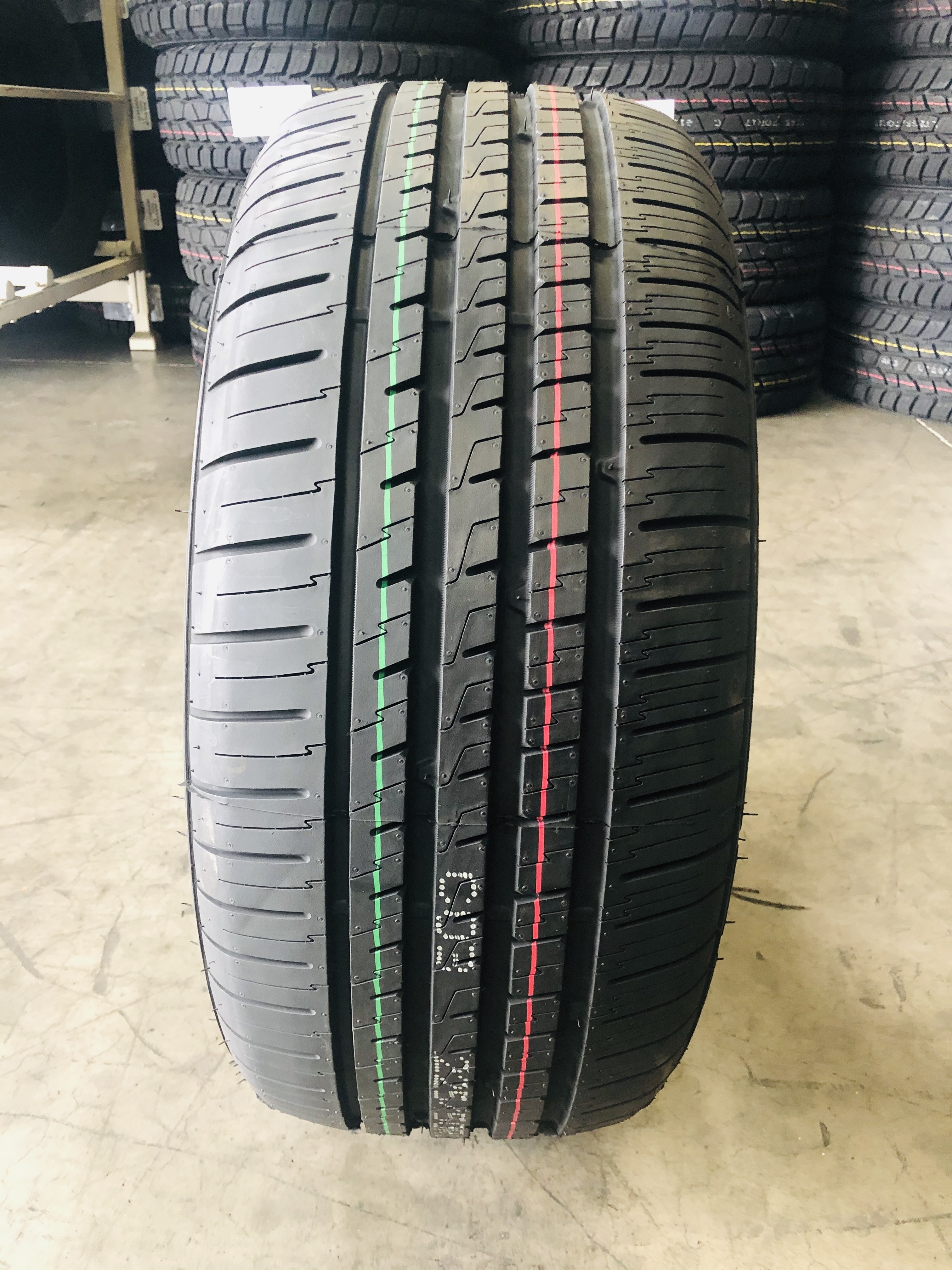 255/45R19 104W UHP car tyres for vehicles PCR mozzo sport all sizes car tires and rims wholesale