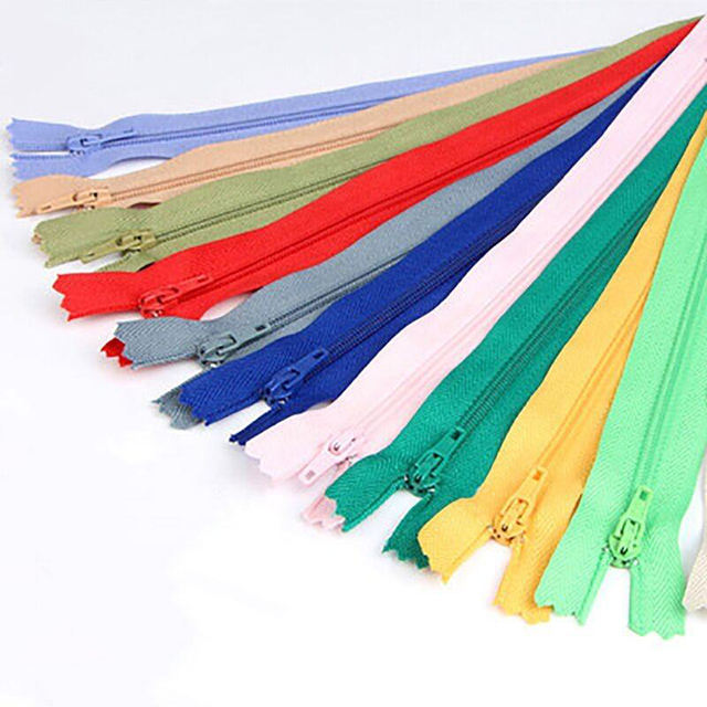 Hengda Zipper Custom 3#5#8#10# Colorful Zipper Plastic Nylon Zipper For Garment