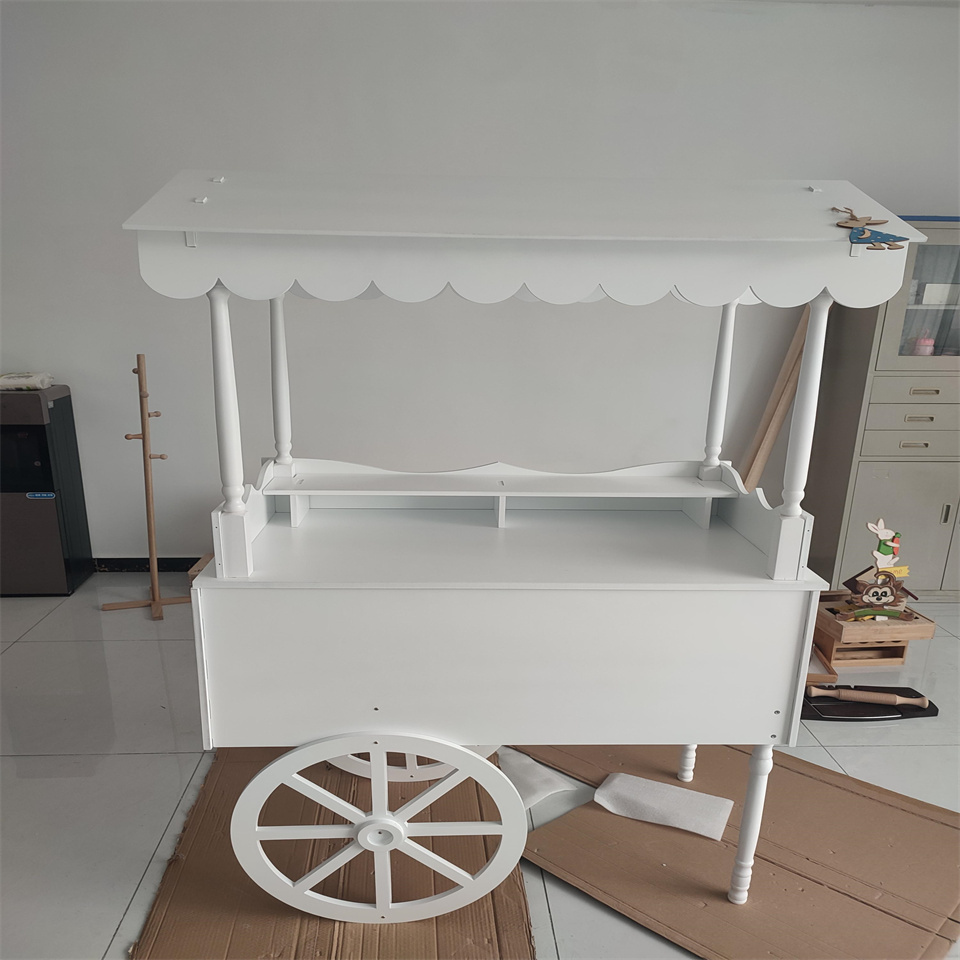 Customized wooden candy cart With wheels for wedding children wood display racks party decoration sweet bar cake candy carts