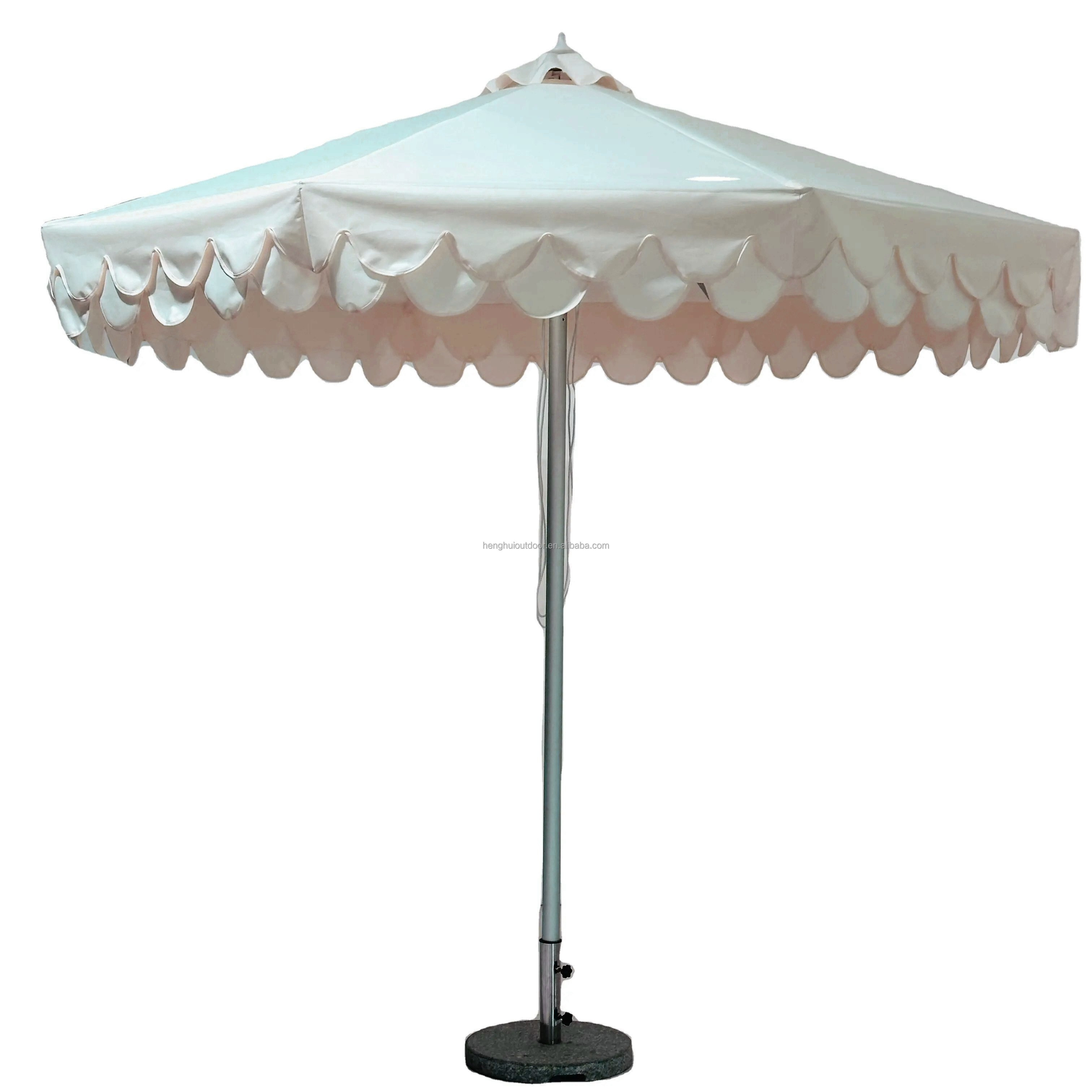 Wholesale Outdoor Cantilever Sunshade Custom Luxury Sun Patio Fringe Umbrella With Tassels Scalloped Garden Fancy Beach Umbrella