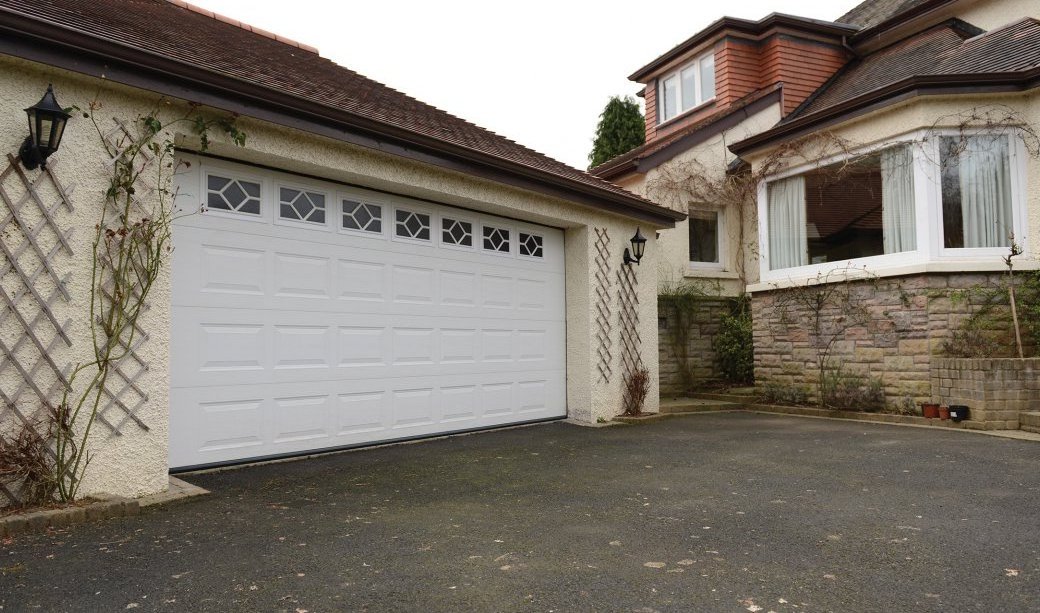 Best Quality Cheap Price Roller Vertical Bifold Style Smart Garage Doors With Pedestrian Door horizontal bifold garage door