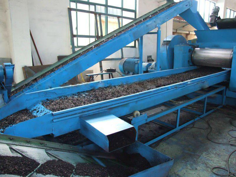 Recycling rubber tyre machine tire shredder to make rubber powder price