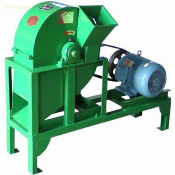 Grinding Wood Chips to Sawdust Machine / Wood Grinder Crusher