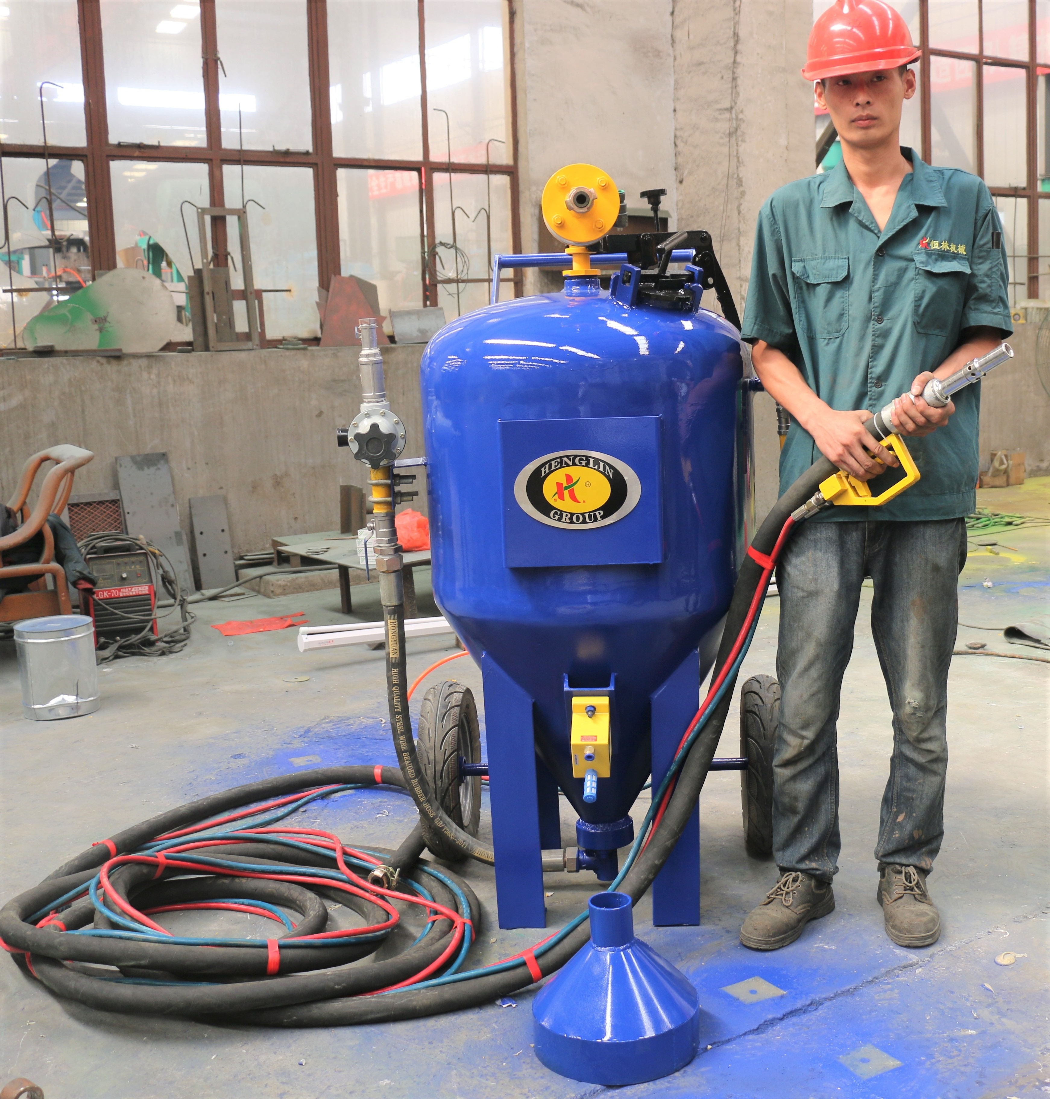 HL500 wet sand blaster, China Dustless Sand Blasting Machine