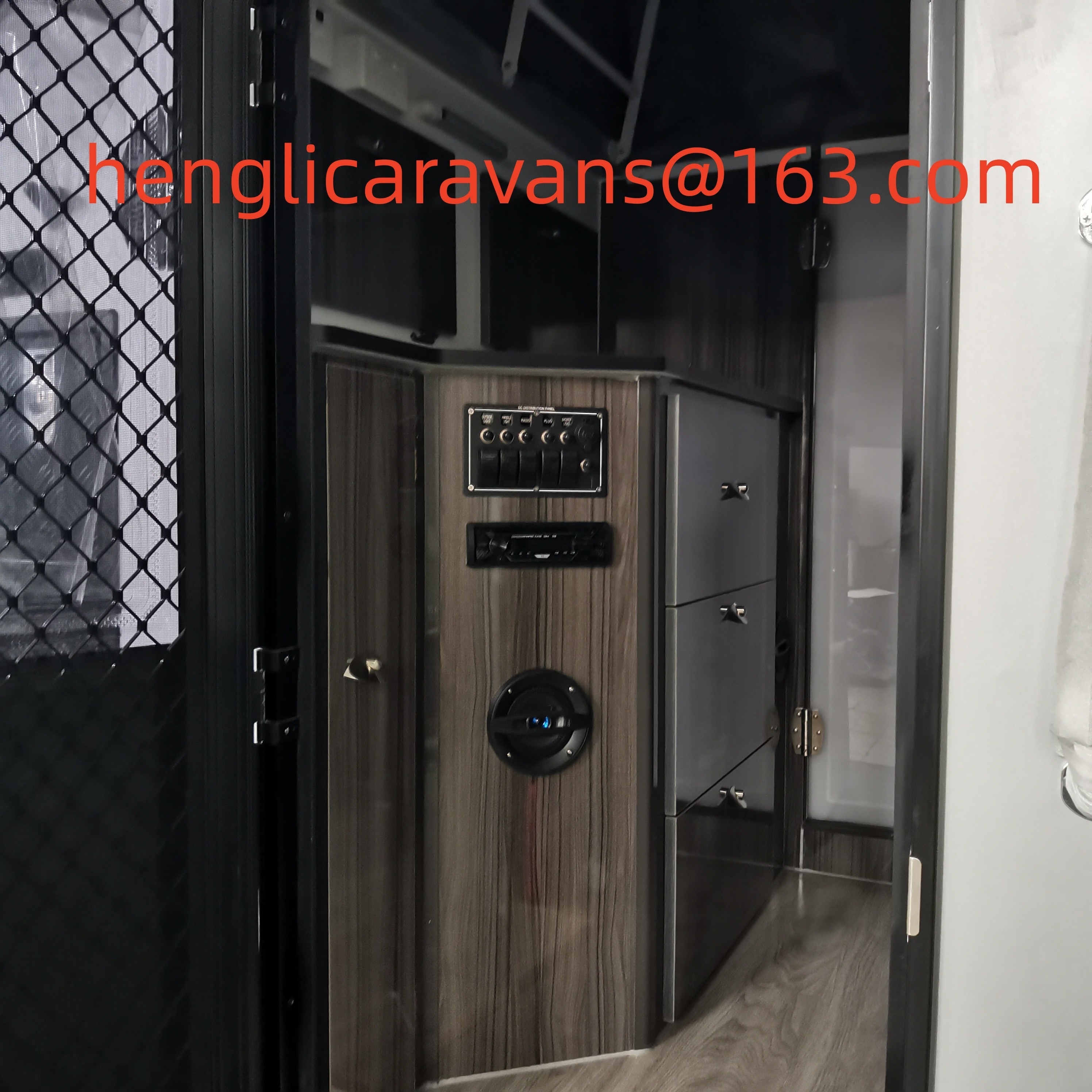 4 people large family caravan hybrid camper