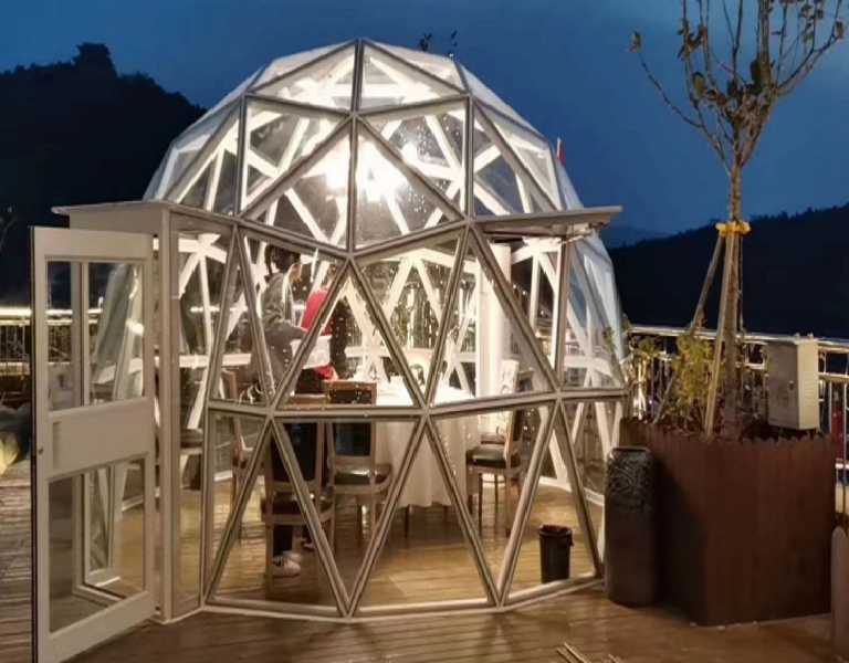 Custom Luxury House Outdoor Glamping Igloo 8M Glass Dome Tents For Resort