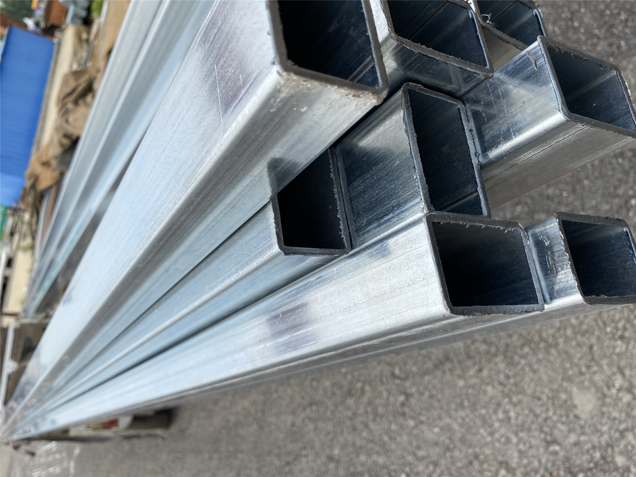 GI Pipe Steel Pre Galvanized Tube Hot Dip Galvanized Round Steel Pipe For Construction