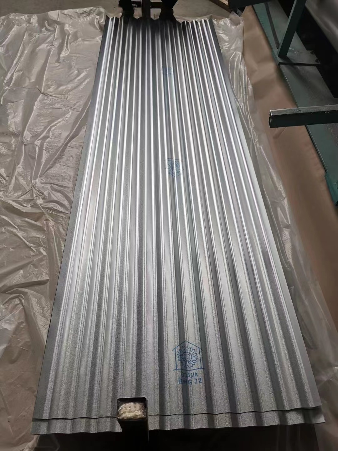 Corrugated Zinc Metal Roofing Sheet Galvanized Iron with Bending Cutting Welding Processing Services Certified BIS JIS GS