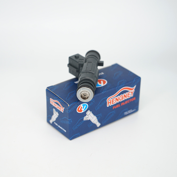 Hengney auto parts 0280156426 For Great Wall Voleex C30 Haval M4 4 holes Engine fuel injector nozzle