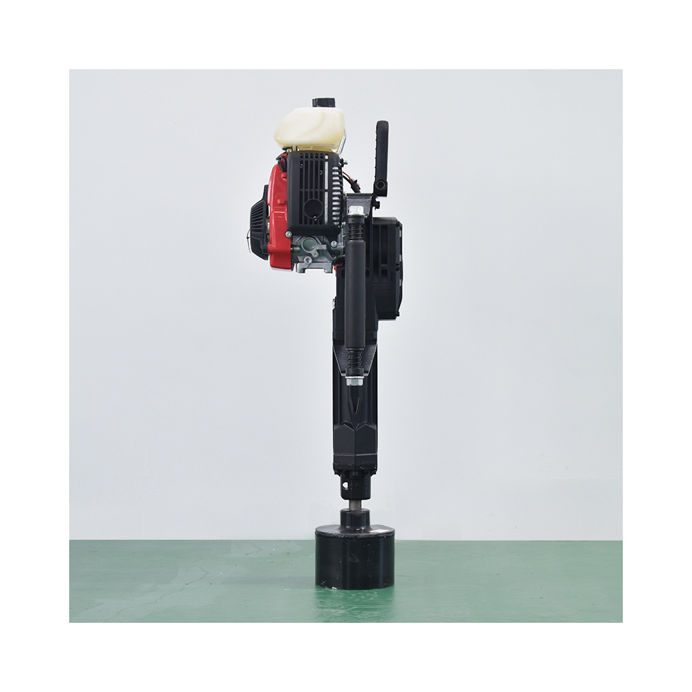 Portable 4-Stroke Gas Powered Pile Driver Mini and Hand post driver Vibration Petrol Post Driver  for Efficient Driving