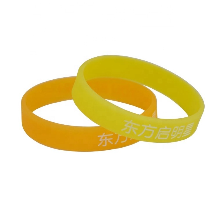 Promotional Glow In Dark Rubber Silicone Custom Name Bracelet Wristbands with Logo