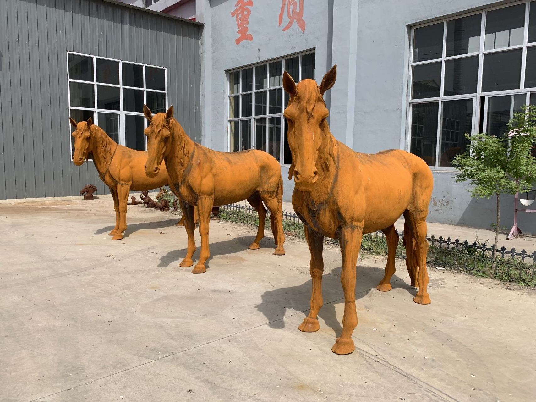 cast iron outdoor large horse statue for garden decoration