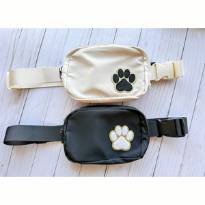 Outdoor Dog Treat Bag Dog Walking Fanny Pack with Poop Bag Dispenser Pouch for Dog Mom