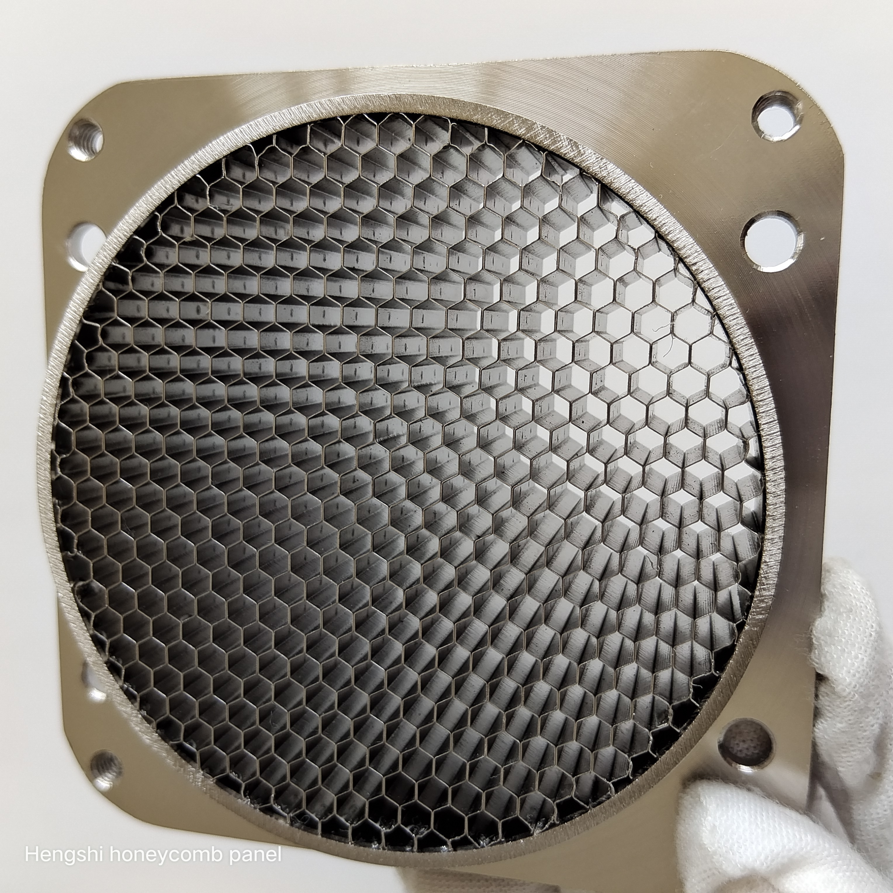 Hengshi EMI round vent with square frame shielded steel honeycomb vent panels