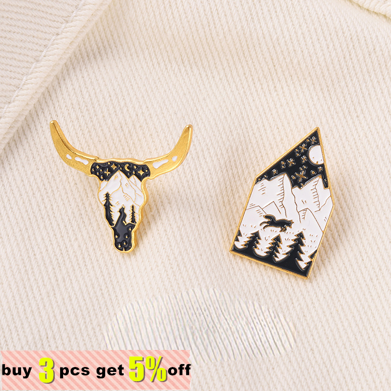 Wold Cattle Animals Bull Enamel Pins Brooches Geometric Lapel Badges Backpacks pin Caps Decor Gifts for Women Men pin