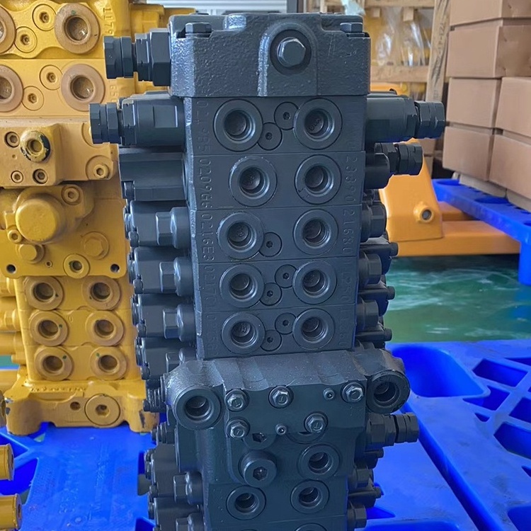 KOMATSU Distribution Valve PC00-6/7 PC55 PC56 PC120-8 PC200-8MO PC160-7 PC50MR-2 Main Control Valve KOMATSU Hydraulic Valve