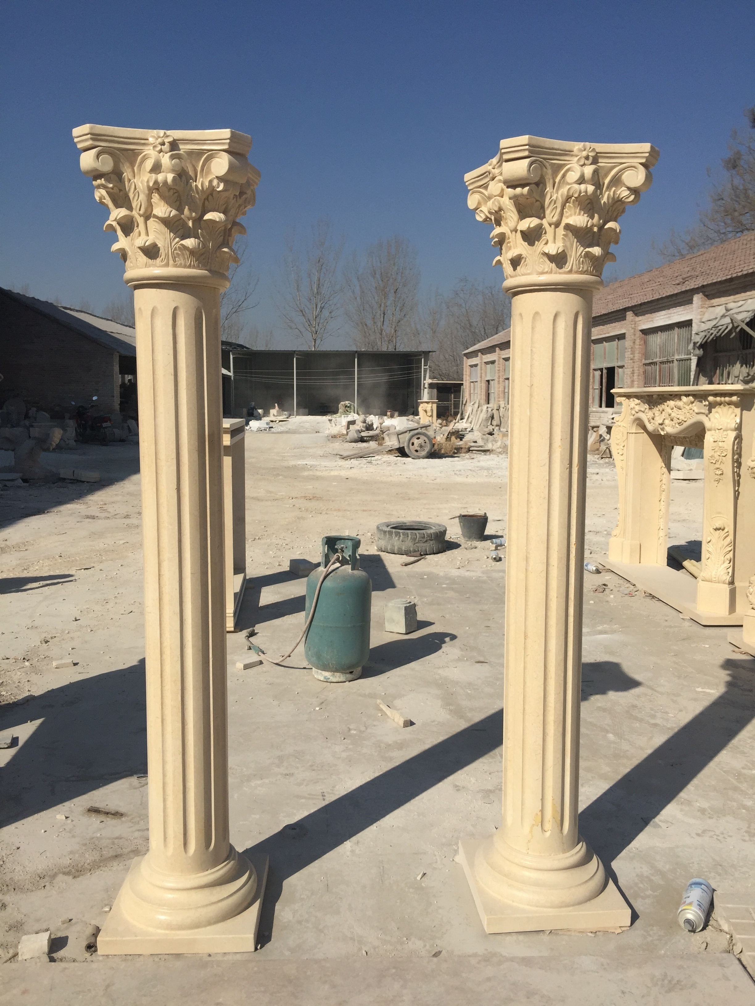 Decorative Yellow Marble Column Sculpture Stone Hollow Column