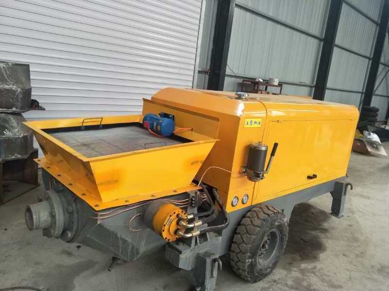 Truck Mounted Concrete Line Pump Mobile Volumetric City Cement Mixer Pump Price