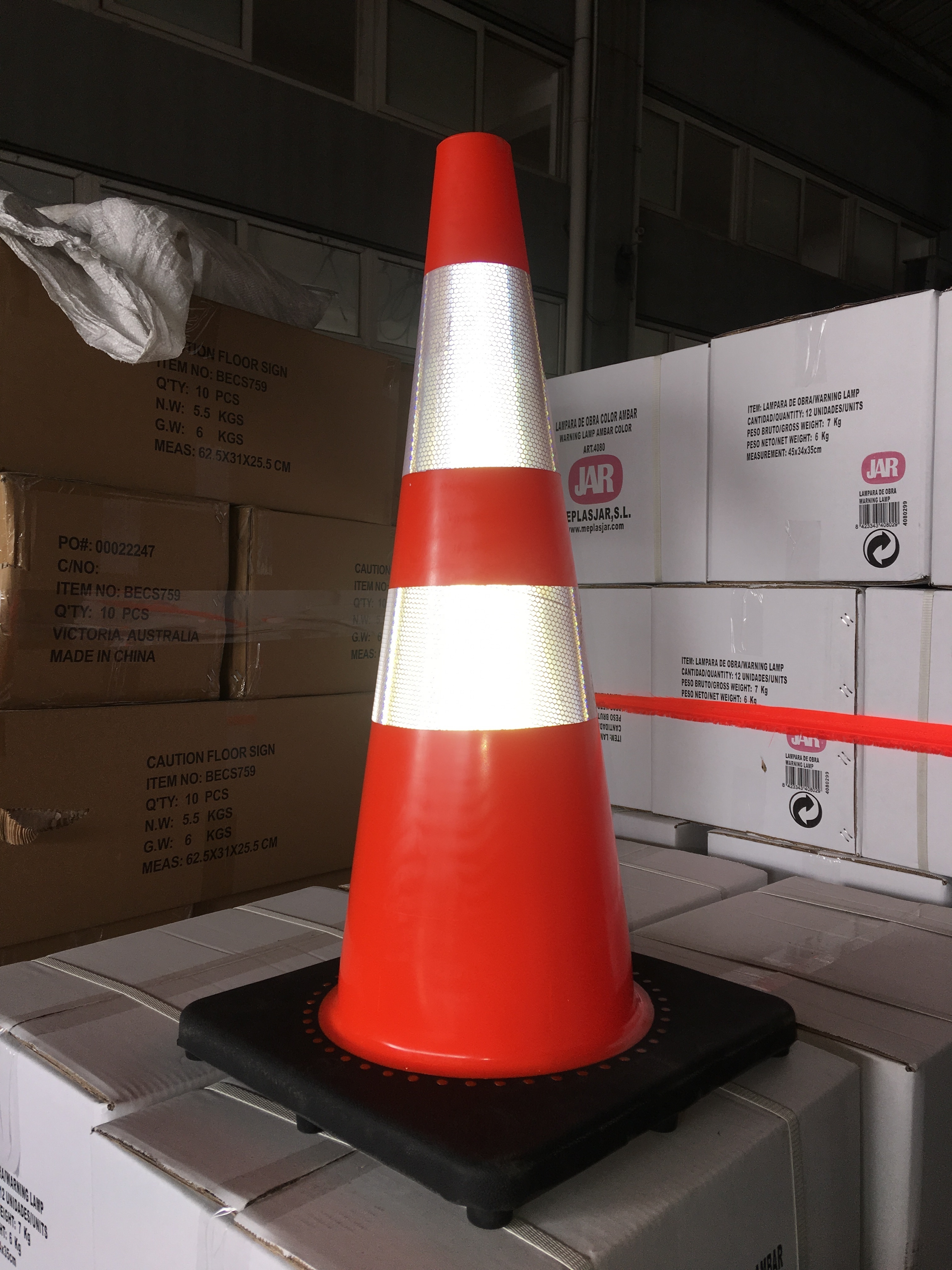 TC303B Durable PVC reflective elastic road cone  70 cm Road Cone Flexible PVC Safety Used Traffic Cone