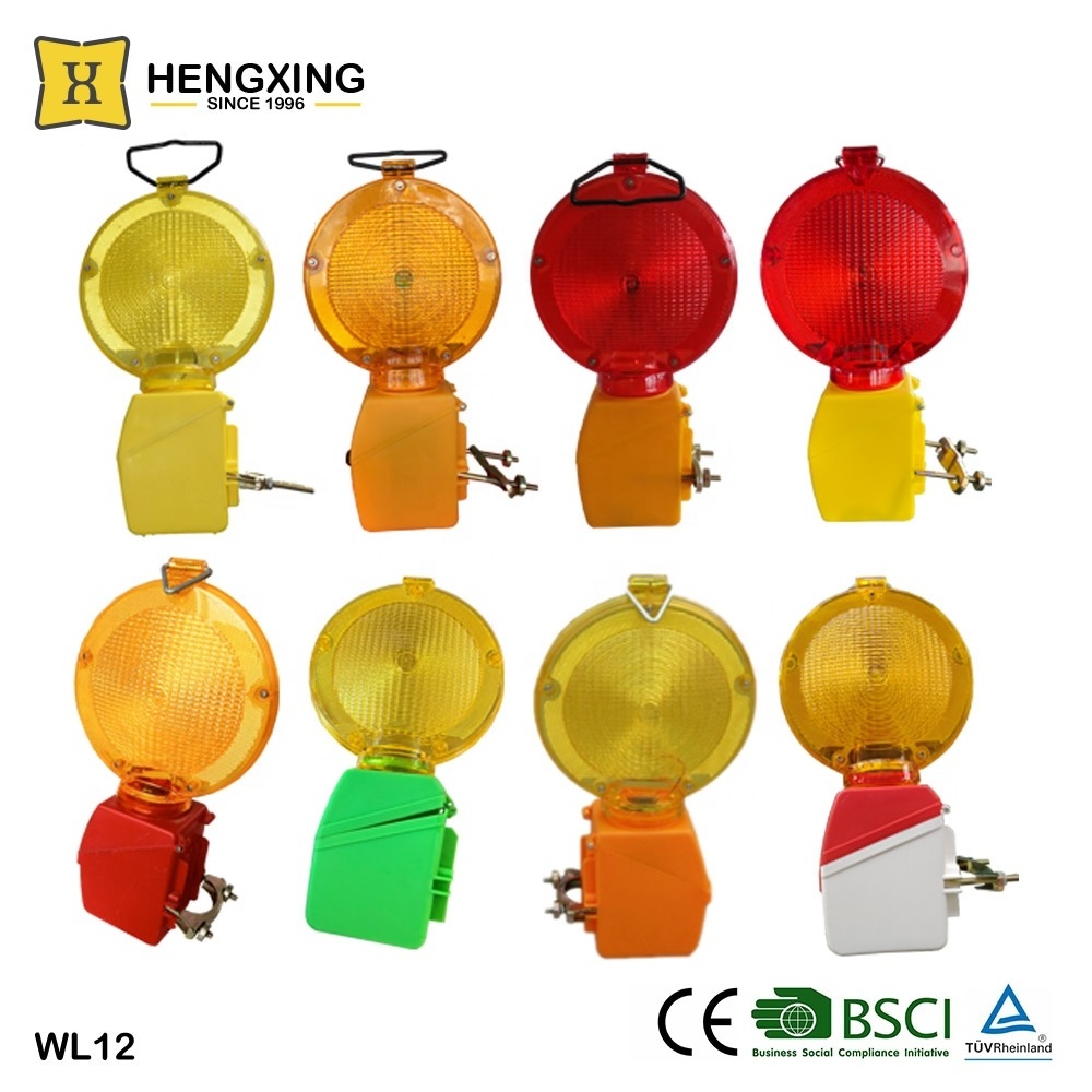 Bracket Barricade 6V 4R25 Battery Operated Plastic Handle Flashing LED Road Construction Warning Light