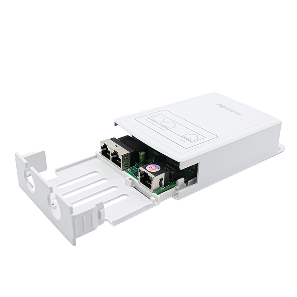 Plug and Play 100Mbps standard 3 port Outdoor waterproof PoE input 30W max Extend 100meter PoE repeater