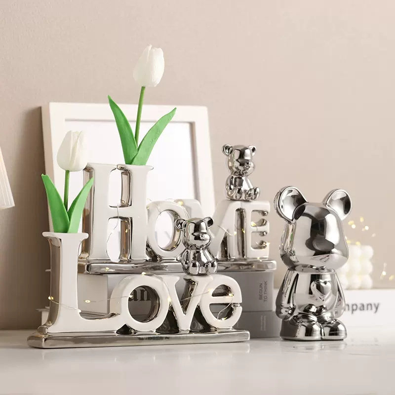 Nordic Luxury LOVE Porcelain Alphabet Ornaments vase Home Decor Creative living room ceramic christmas decoration