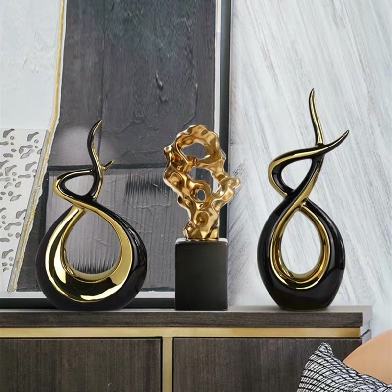 Hot Sale Unique Artistic Style Home Decoration Accessories Plating Gold Black Abstract Christmas Sculpture Ceramic Home Decor