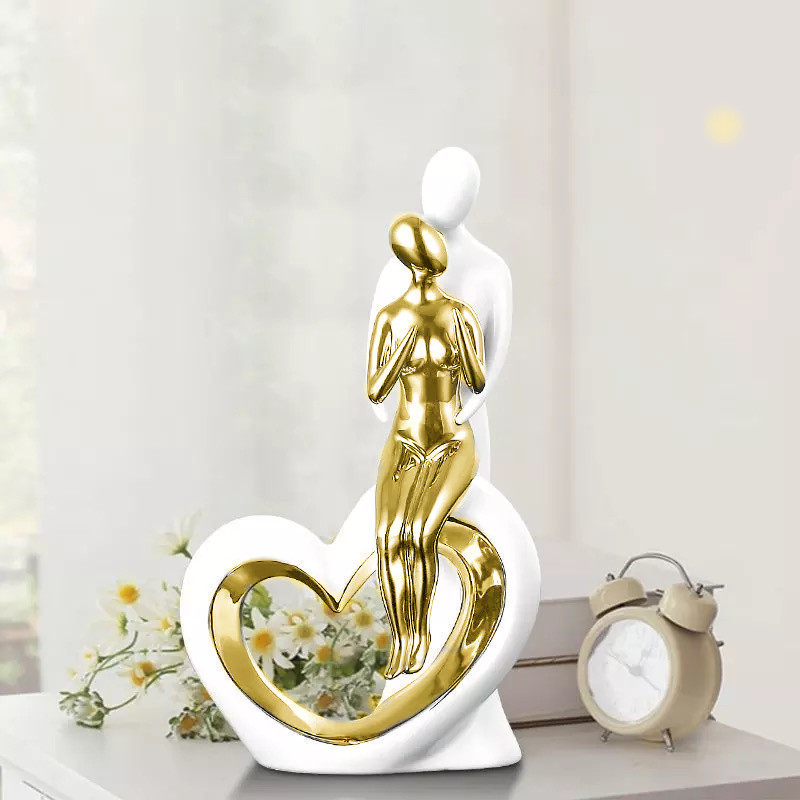 Luxury Nordic wedding gift sweet design couple heart shape ceramic decoration gold plated  Creative Ceramic Ornaments