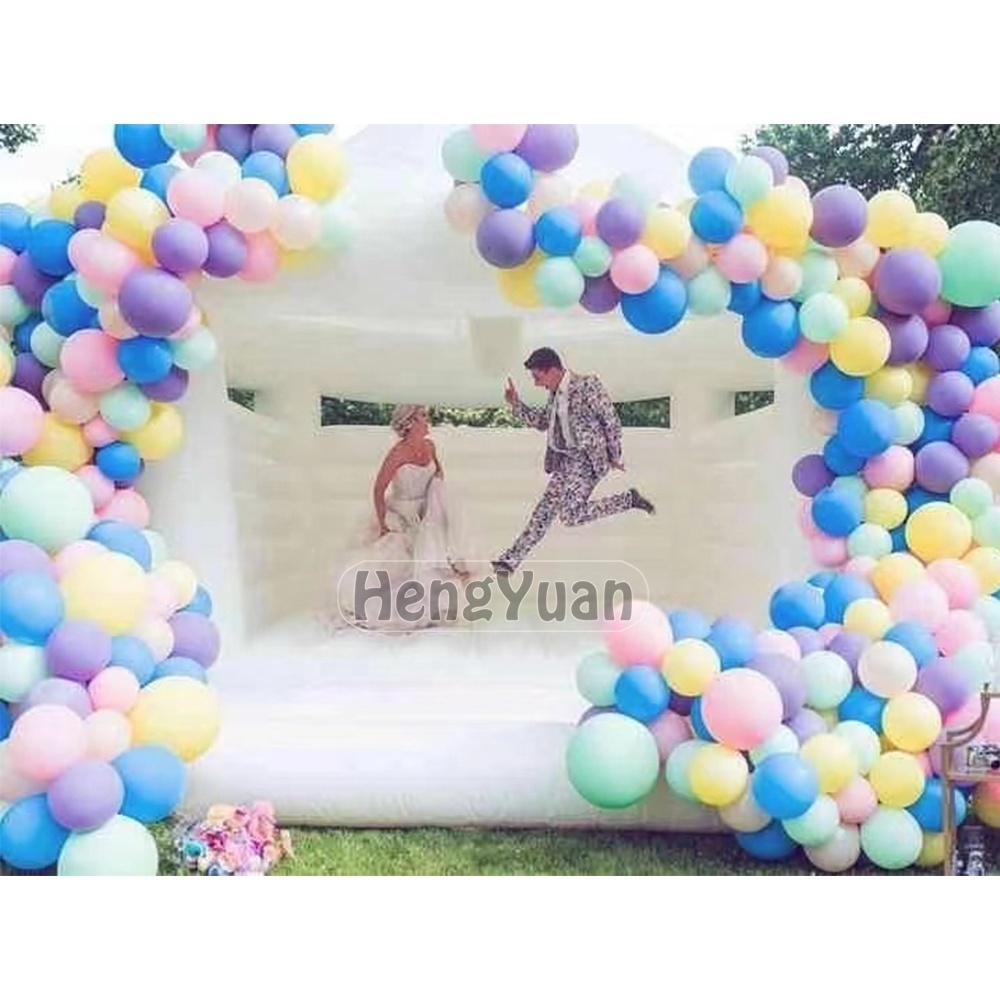 Hengyuan White Inflatable Wedding Bouncer Castle House / Jumping Moon Bounce Bridal Bounce For Wedding Party Rent