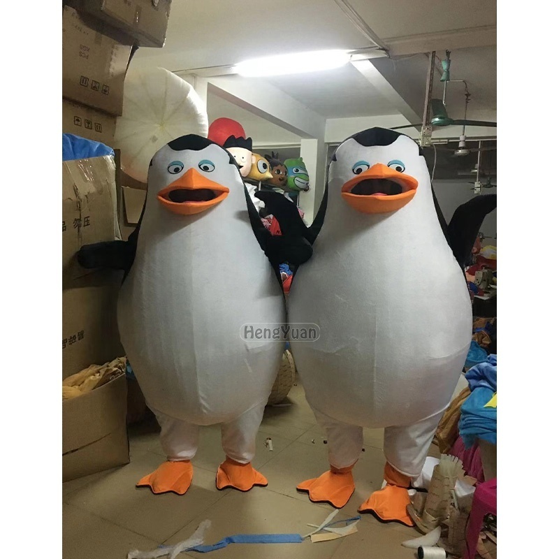 Hengyuan Hot Sale Walking Penguin Mascot Costume Event Cosplay Cartoon Character Madagascar Penguin Cosplay Costumes For Adults