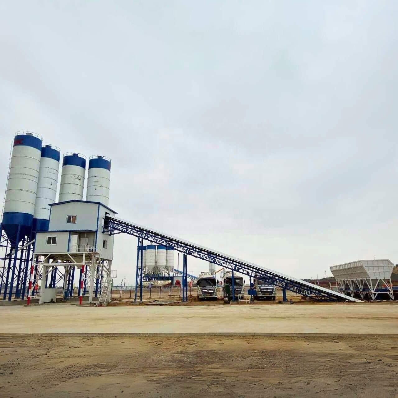 Fully automatic Ready Concrete Mixing Plant With Capacity From 25m3/h to 240m3/h Concrete Batching Plant hopper lift/belt type