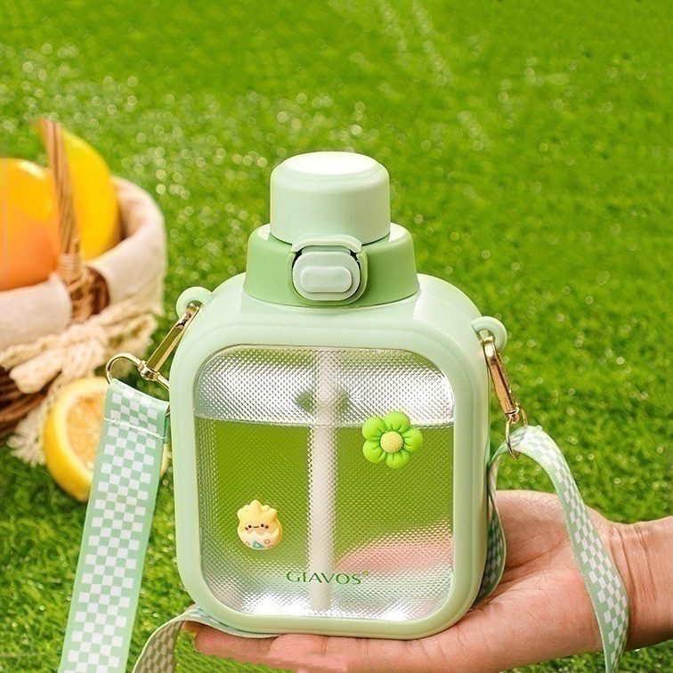 700ML Cute Cartoon Flat Square Sports Water Bottle Portable Messenger Student Sports Water Cup with Leak-proof Lock