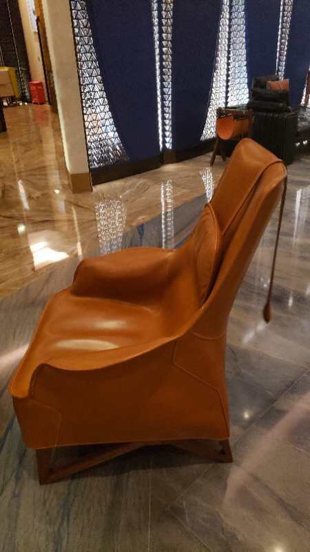 Brass Indoor Leather Sofa Chair Fashion Design High Backrest Lounge Chair Patchwork Color Living Room Chair