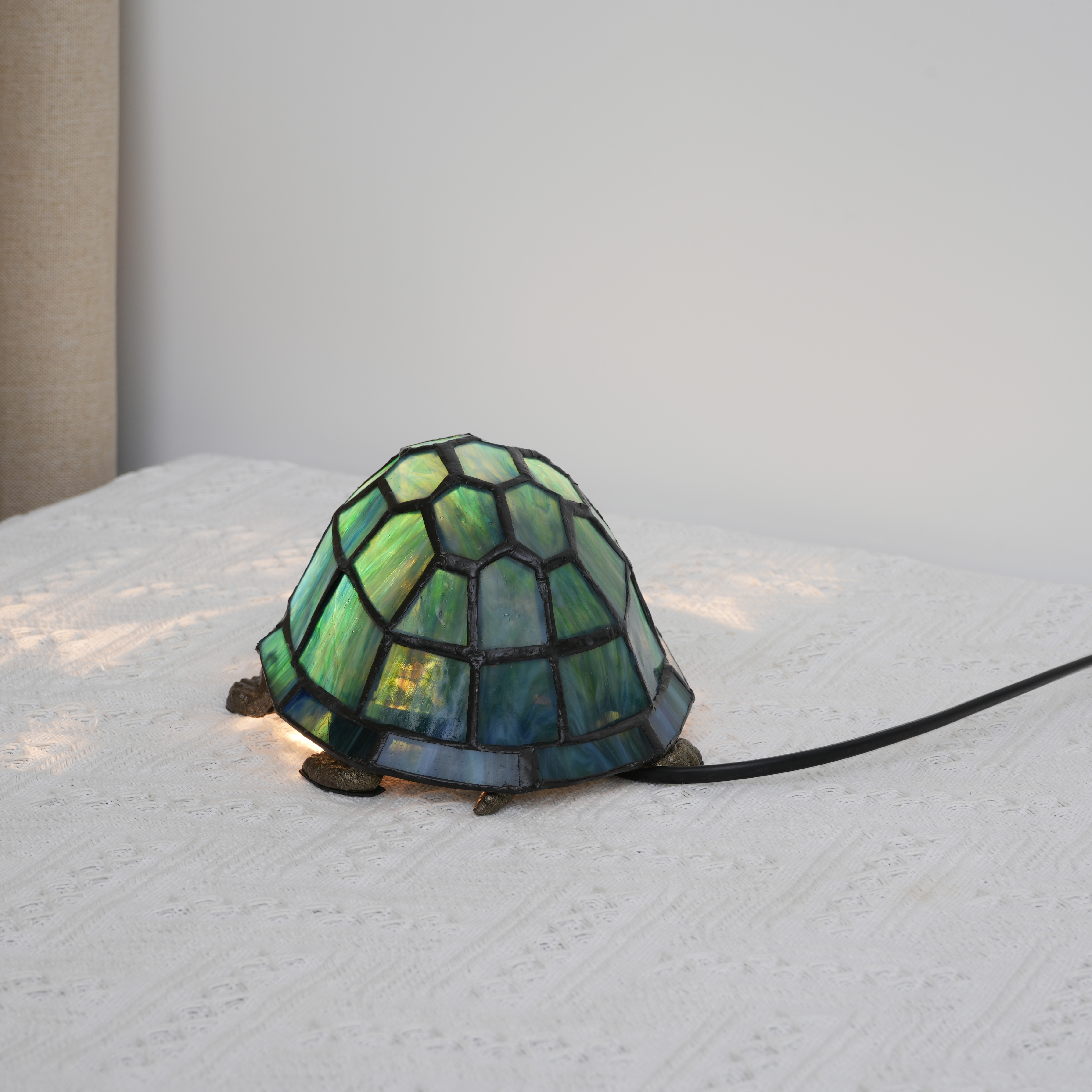 Vintage Animal Tortoise Night Light Deco stained glass Modern Animal small Table Lamp Tiffany turtle desk lamp table light