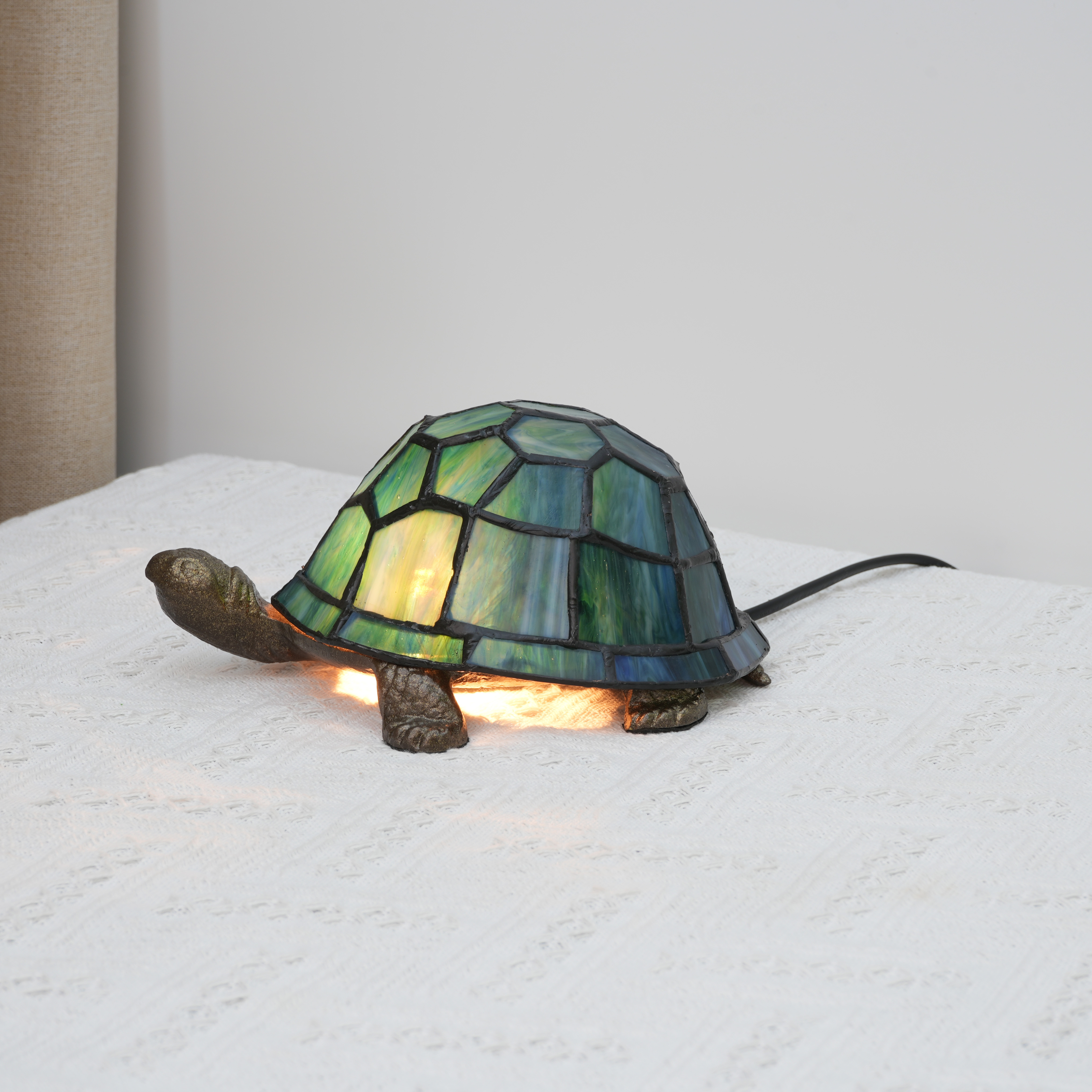 Vintage Animal Tortoise Night Light Deco stained glass Modern Animal small Table Lamp Tiffany turtle desk lamp table light