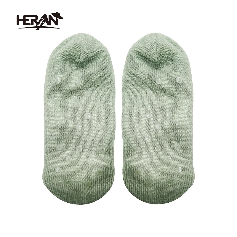 wholesale adult floor socks moccasin fashionable knitted slipper sock shoes with rubber sole for adults fuzzy slippers sock