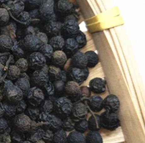 Bulk supply No preservatives dried new havested whole natural Piper cubeba fruits for spice sale