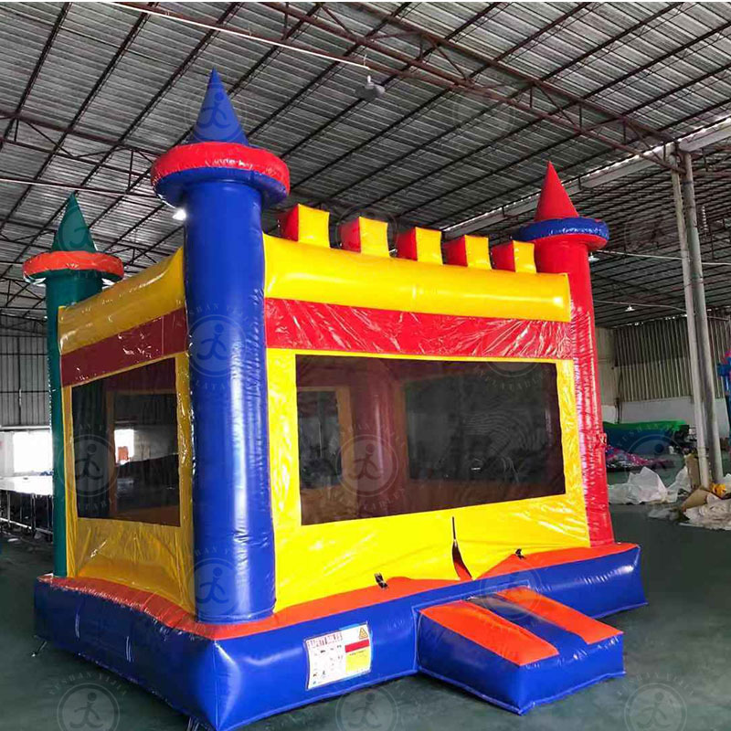 Customized Inflatable Children jumping castle for sale, inflatable bounce house  With Doors playground inflatable slide