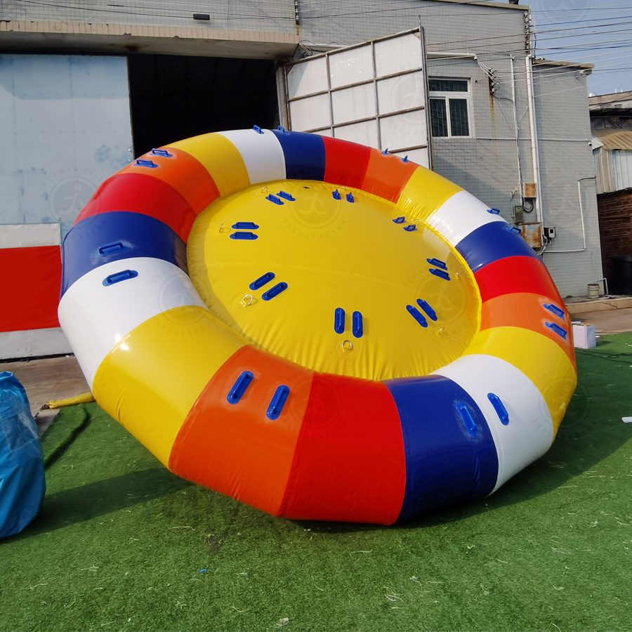 Factory Wholesales Commercial Crazy Inflatable Flying Water Spinning Toy Inflatable Towable Water Tube Disco Boat