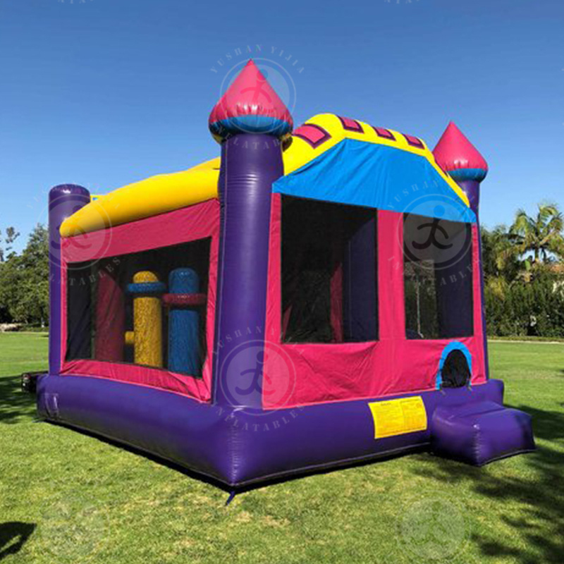 Custom Built Inflatable bounce house obstacle jumping bounce house With Slide For Garden Park