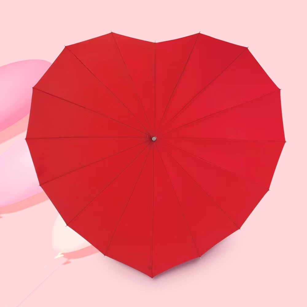 Wholesale magic umbrella red heart shape changing color umbrella with hook wooden handle for giveaways