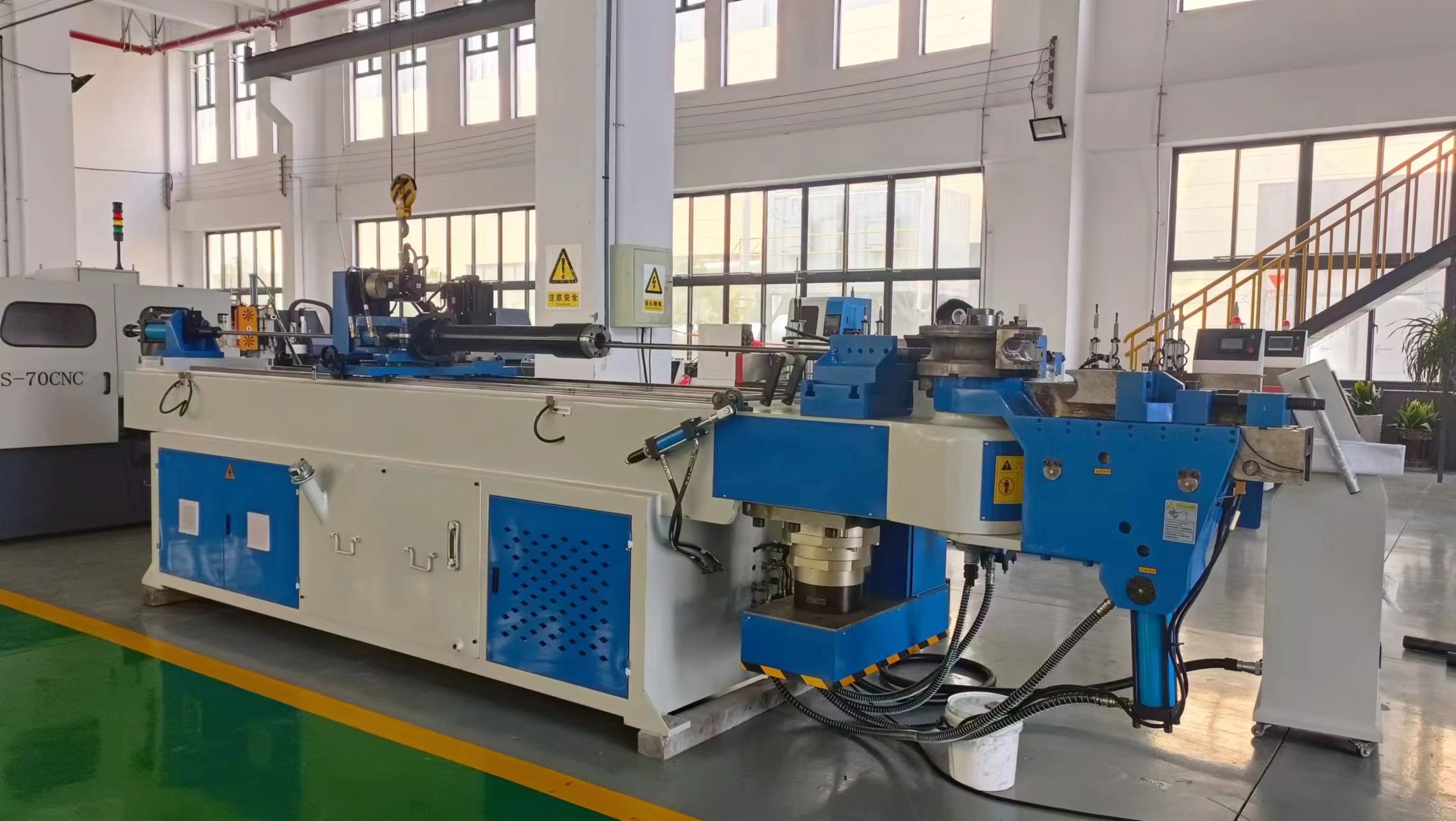 5 Axis CNC Pipe Bending Machine For Iron Steel Hollow Pipe Bending Machine For Sale